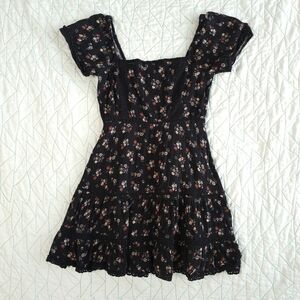 American Eagle Black Floral Tiered Lace Trim Short Sleeve Mini Dress